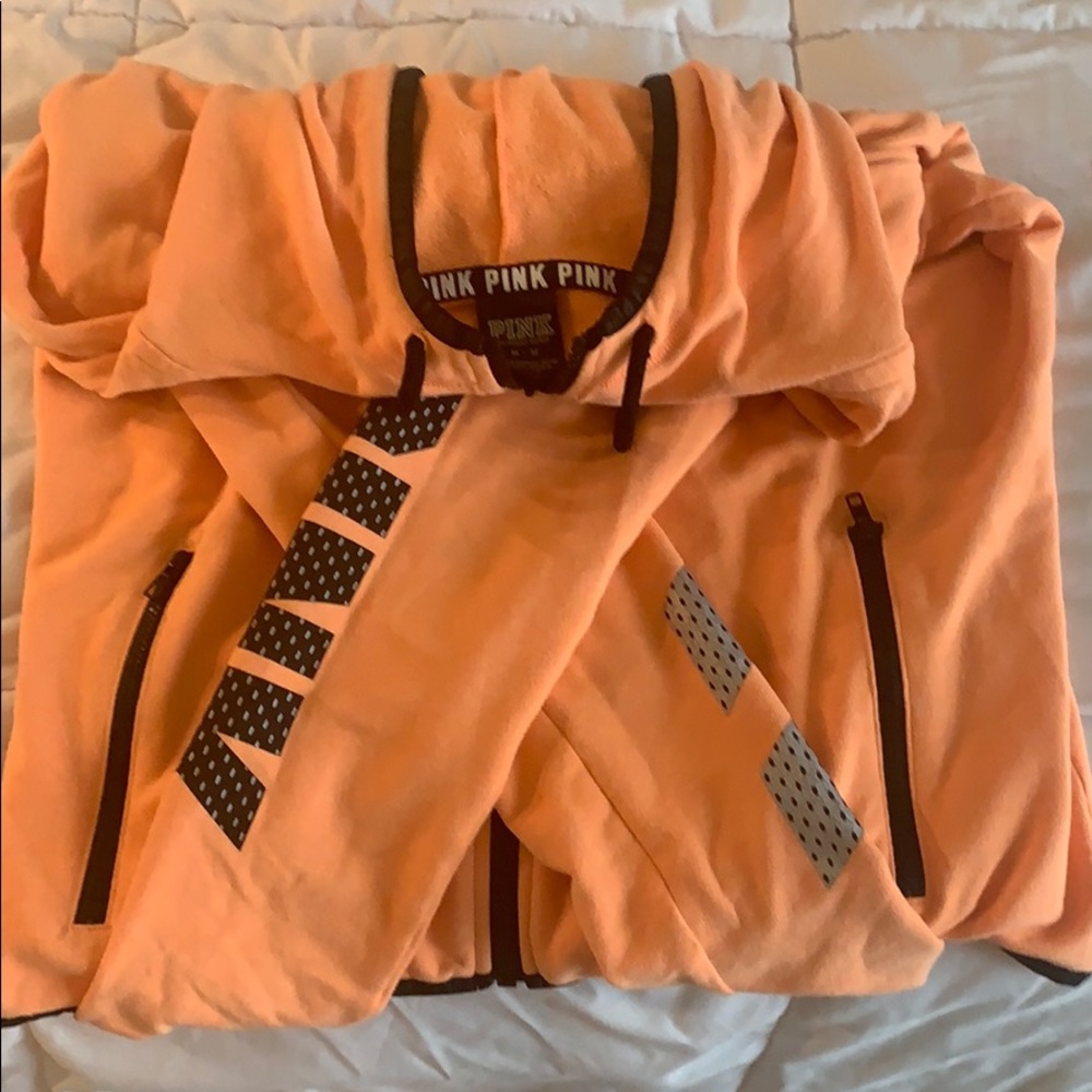 Pink jacket - Picture 3 of 6